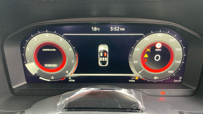 Nissan Juke 1.0 DiG-T Acenta Premium 5dr [Revised] Petrol Hatchback - Image 18